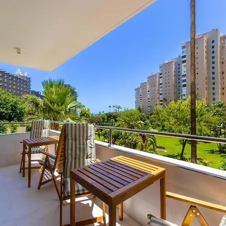 Apartamento Stylish In Playamar, Torremolinos